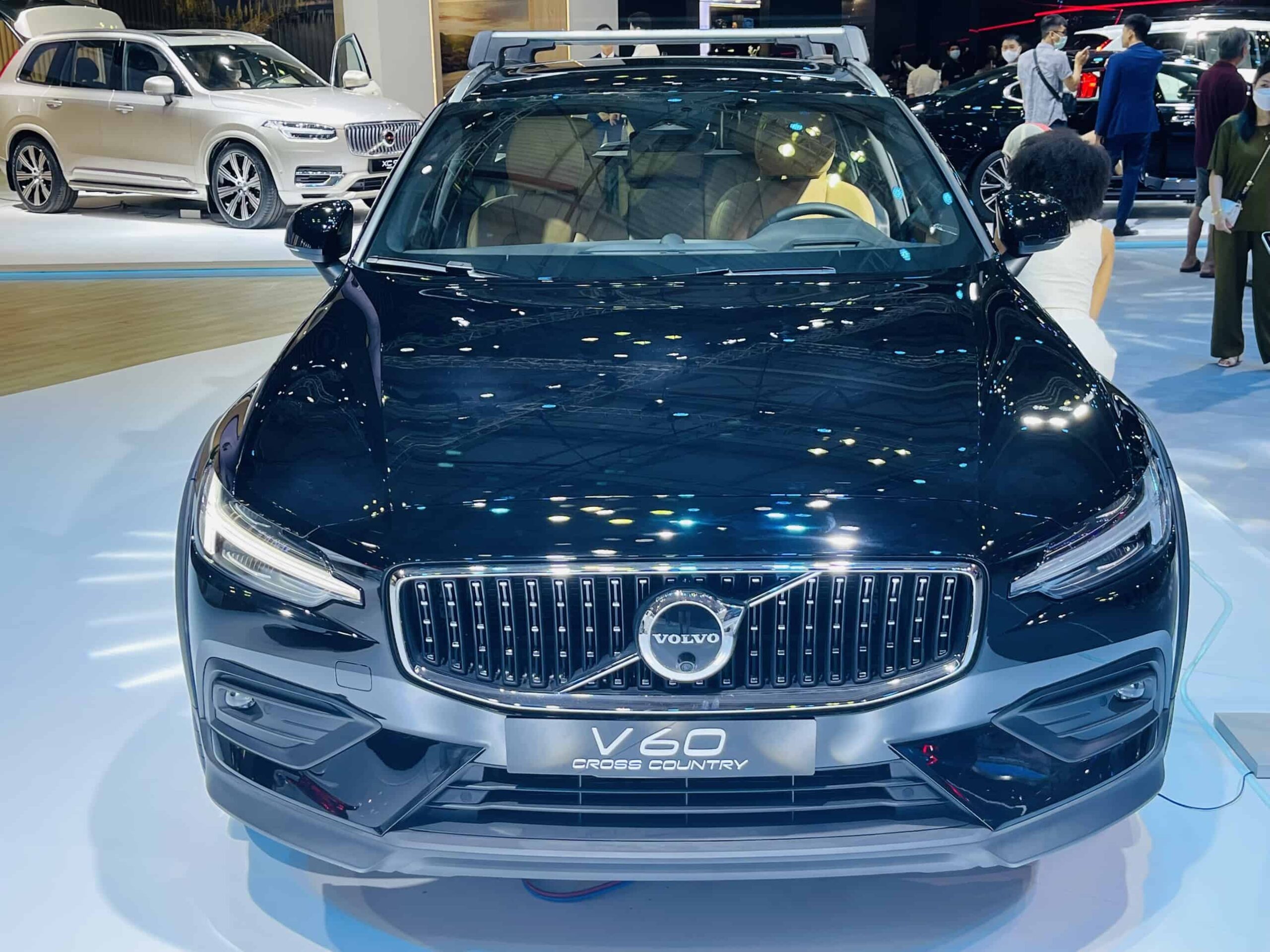 anh-thuc-te-volvo-v60-cross-country-ultimate-2023 (15)