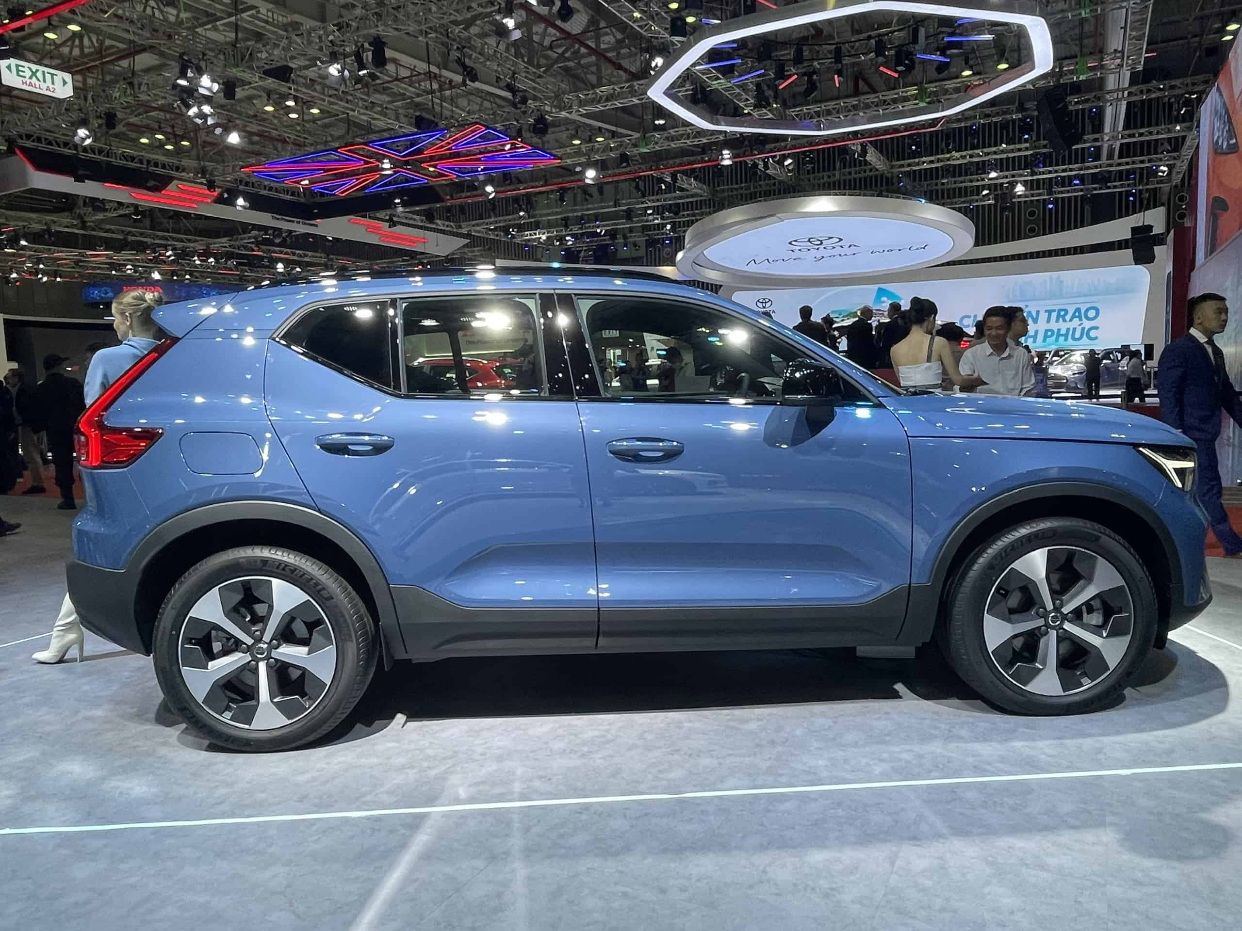 anh-thuc-te-volvo-xc40-ultimate-2023 (6)