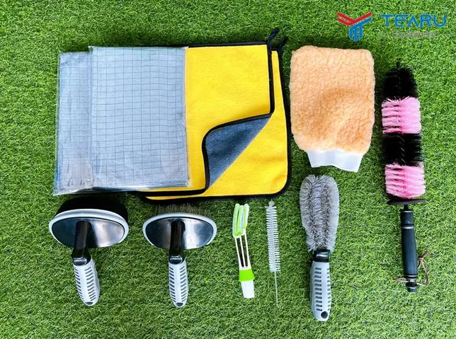 Bộ Vệ Sinh Xe Ô Tô