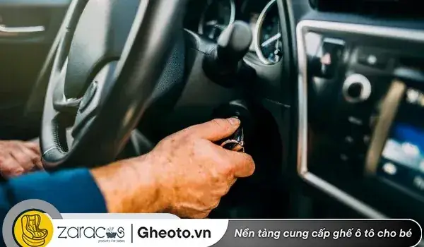 Cách Đẩy Xe Ô Tô Khi Hết Bình
