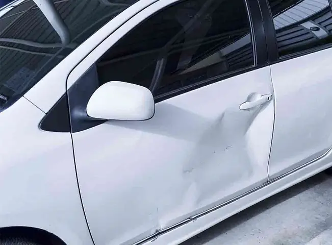 Cửa Xe Ô Tô Bị Móp