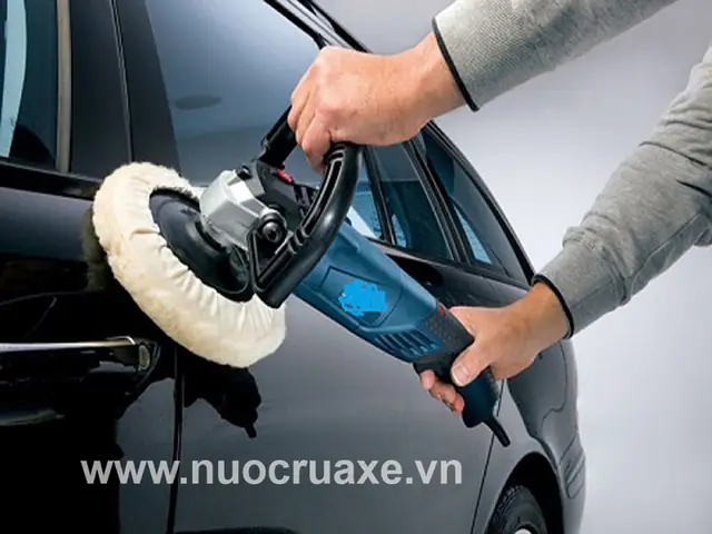 Đánh Bass Xe Ô Tô