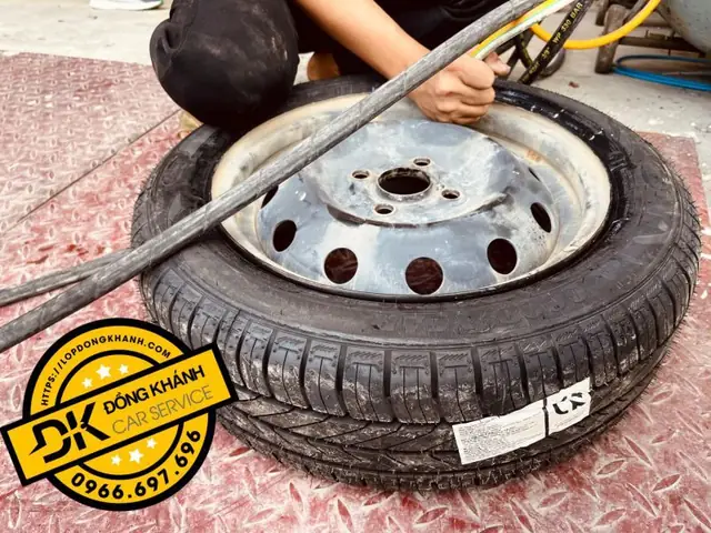 Giá Lốp Xe Ô Tô 1200r20