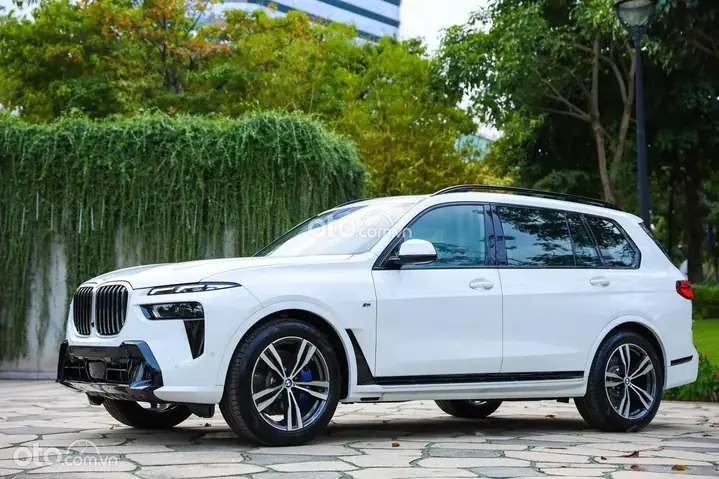 Giá Xe Ô Tô Bmw X7