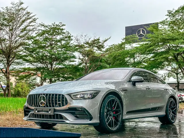 Giá Xe Ô Tô Mercedes 16 Chỗ
