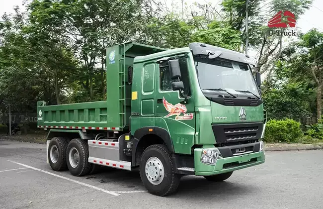 Khi Điều Khiển Xe Ô Tô Tự Đổ