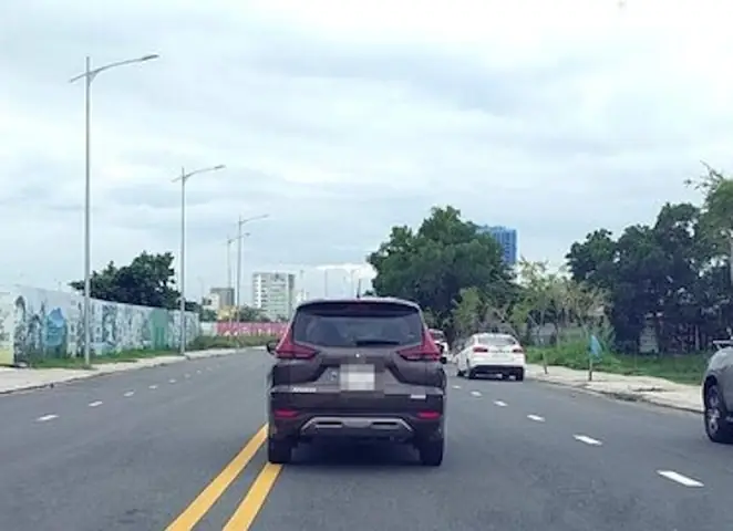 Lỗi Đè Vạch Xe Ô Tô
