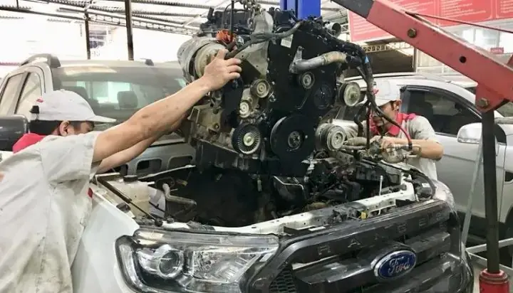 Nhận Biết Xe Ô Tô Bị Bổ Máy
