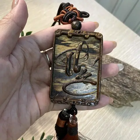 Trầm Hương Để Xe Ô Tô