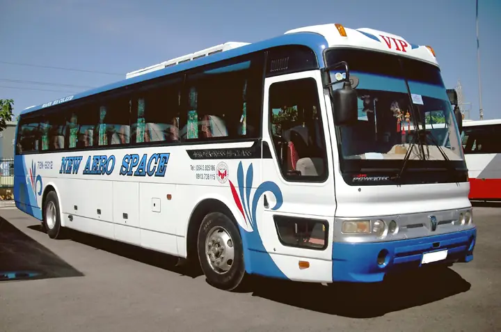 Xe Ô Tô 45 Chỗ Space