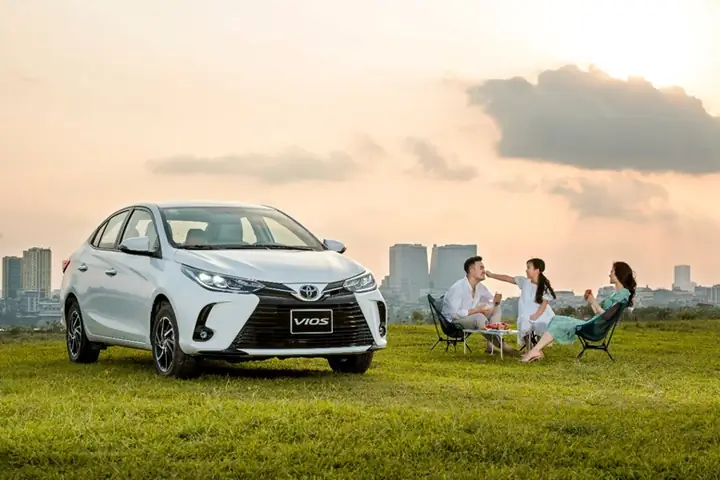 Xe Ô Tô 5 Chỗ Toyota