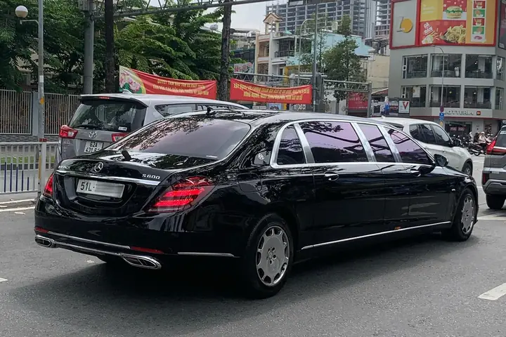 Xe Ô Tô 70 Tỷ