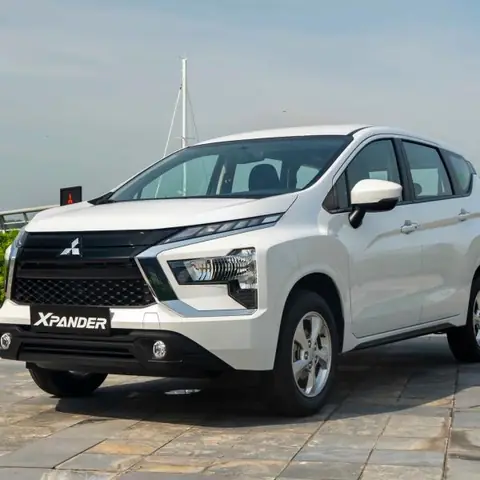 Xe Ô Tô Mitsubishi 7 Chỗ Giá Bao Nhiêu