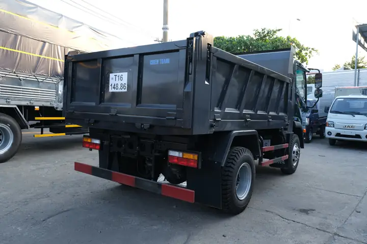 Xe Ô Tô Tự Đổ 7 Tấn