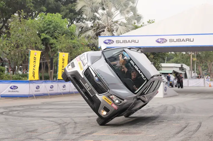 Biểu Diễn Xe Ô Tô