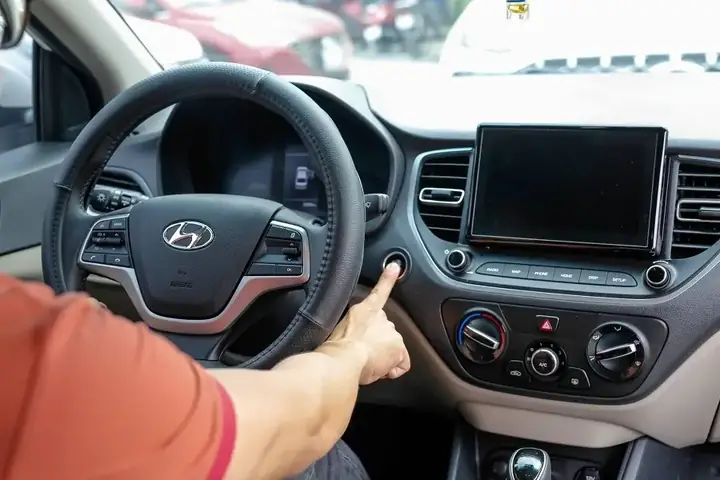 Các Nút Chức Năng Trên Xe Ô Tô I10