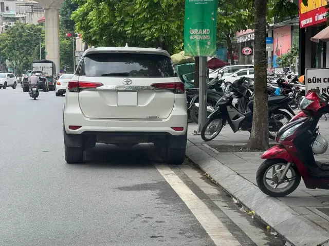 Cách Dừng Xe Ô Tô