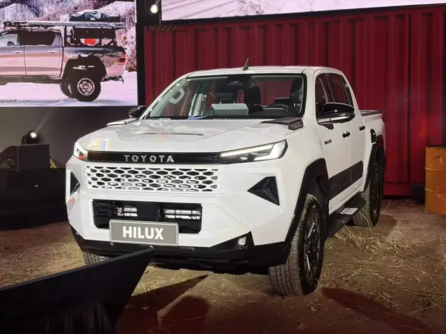 Giá Xe Ô Tô Hilux