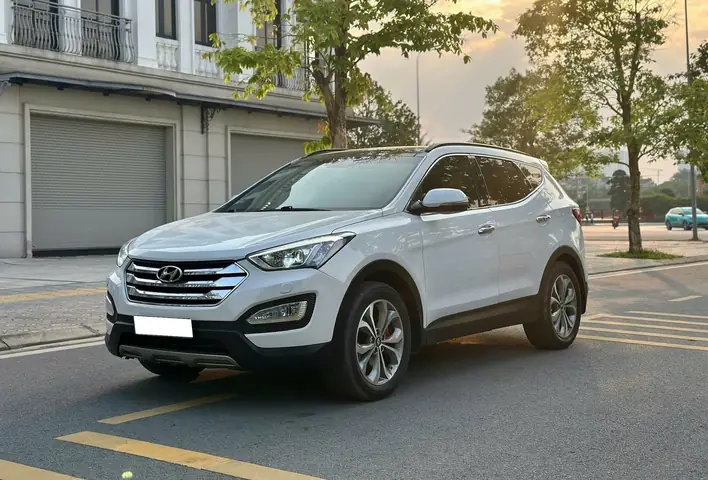 Giá Xe Ô Tô Santafe 2015