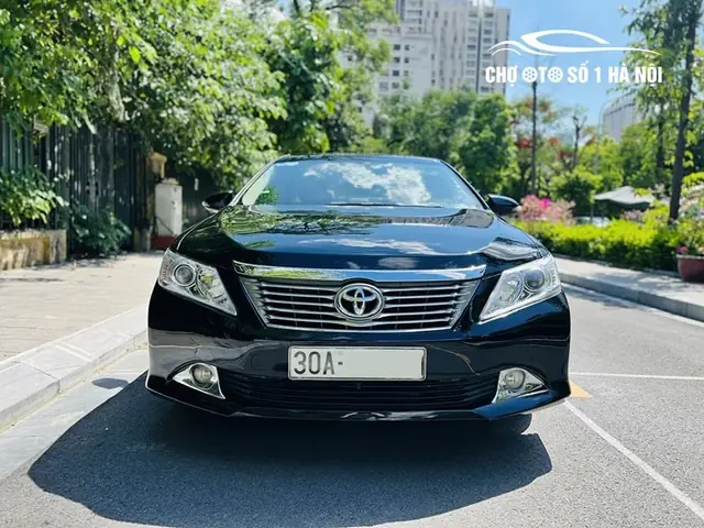 Giá Xe Ô Tô Toyota Camry Cũ