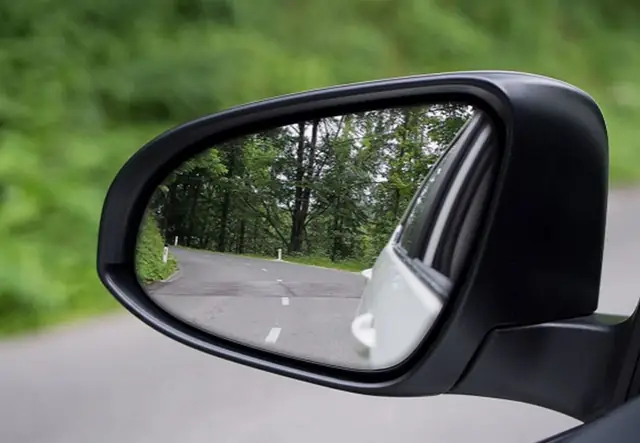 Góc Chữ A Xe Ô Tô