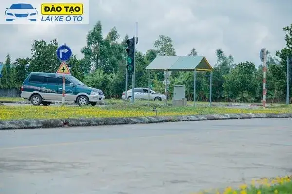 Học Lái Xe Ô Tô B2 Thái Bình