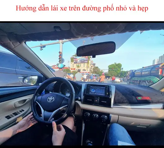 Hướng Dẫn Lái Xe Ô Tô Trên Đường