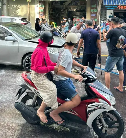 Lắp Chữa Cháy Dưới Nắp Ca Pô Xe Ô Tô