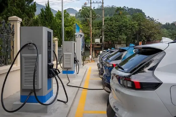 Lệ Phí Lưu Hành Xe Ô Tô