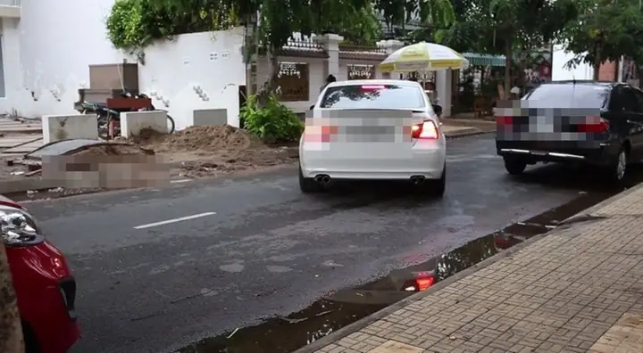 Luật Lùi Xe Ô Tô