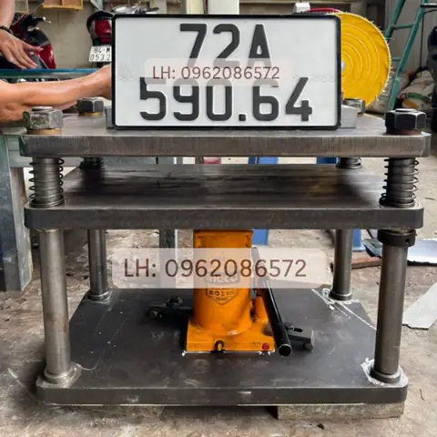 Máy Ép Biển Số Xe Ô Tô