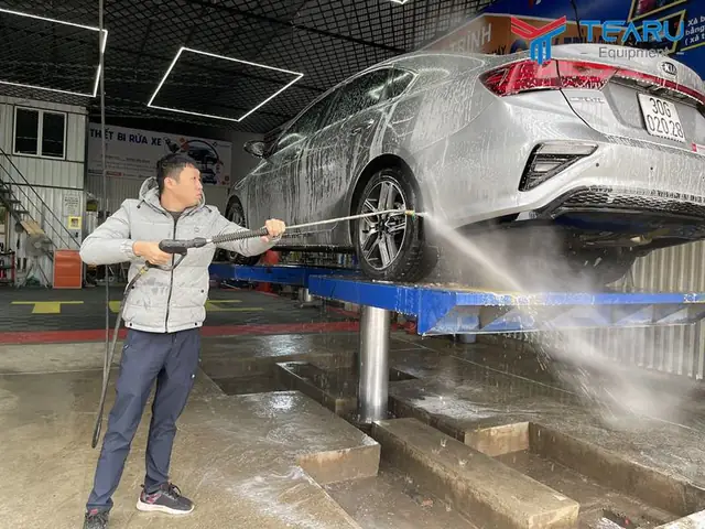 May Khí Nen Nâng Cầu Rửa Xe Ô Tô