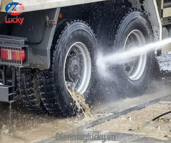 Máy Rửa Xe Ô Tô Tải
