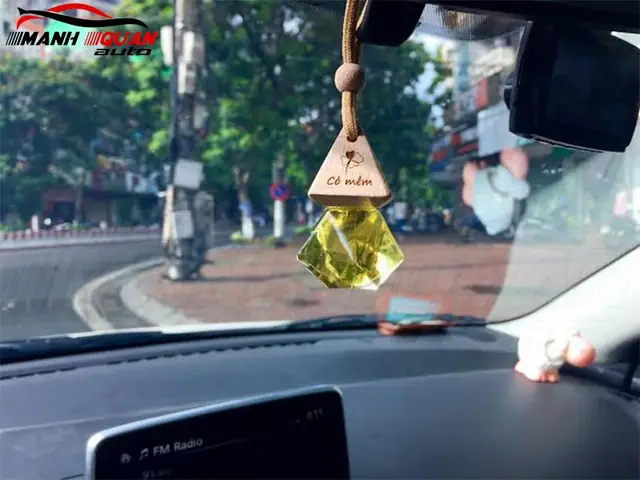 Miếng Thơm Treo Xe Ô Tô