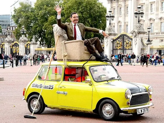 Mr Bean Lái Xe Ô Tô