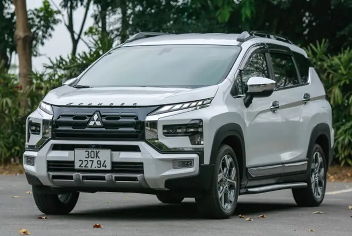Những Xe Ô Tô Chạy Dịch Vụ