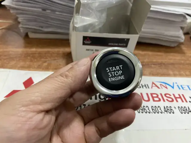 Nút Bầm Khởi Động Xe Ô Tô