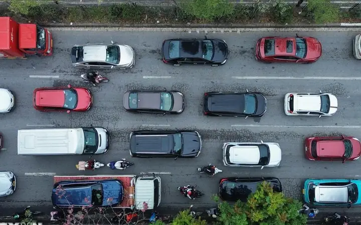 Phân Luồng Xe Ô Tô Đi Hướng Cao Tóc Tphcm