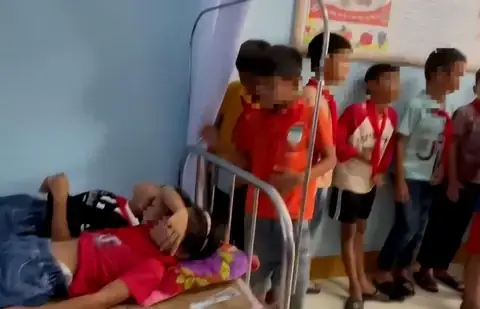 Phó Hiệu Trưởng Có Được Thuê Xe Ô Tô Không