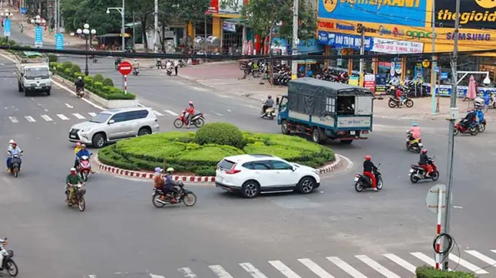 Quy Định Xe Ô Tô Ra Vào Chợ