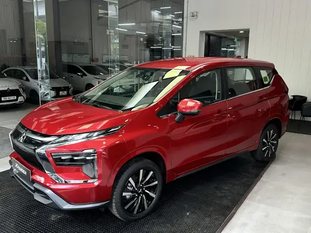 So Sánh Xe Ô Tô Suzuki Ciat Với Mit