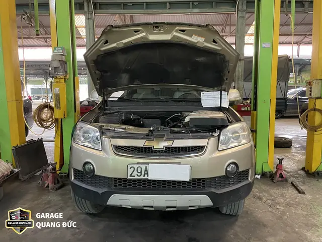 Sơn Lại Lazang Xe Ô Tô Chevrolet Captiva 2008 Cũ