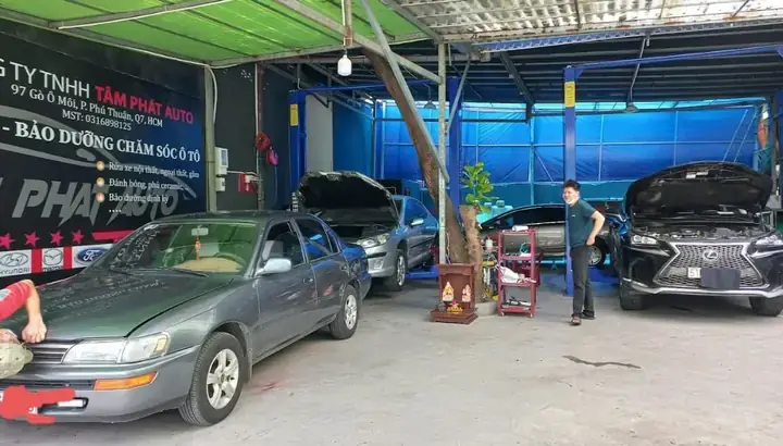 Sửa Xe Ô Tô Huỳnh Long Đương Huỳnh Tấn Phát