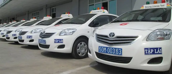 Tập Lái Xe Ô Tô Hạng B2