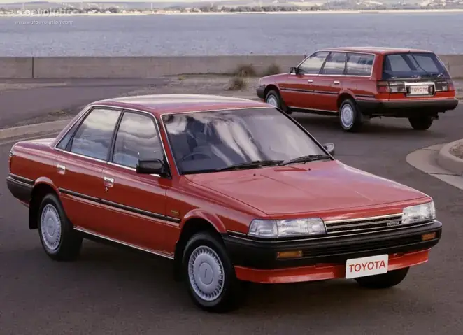 Tap Lo Xe Ô Tô Toyota Corona Doi 1984