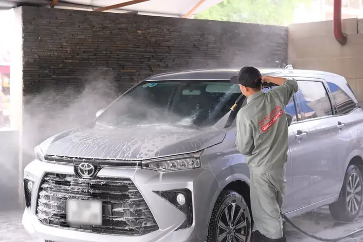 Thay Áo Xe Ô Tô Toyota