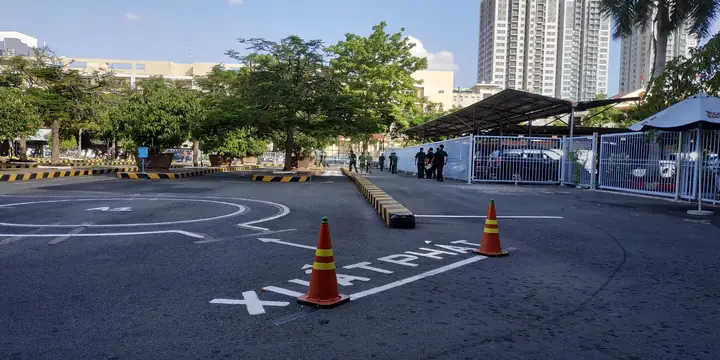 Thi Bằng Lái Xe Ô Tô 51 2 Thành Thái