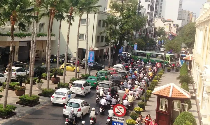 Thu Phí Đậu Xe Ô Tô Chuyên Gia Đánh Giá