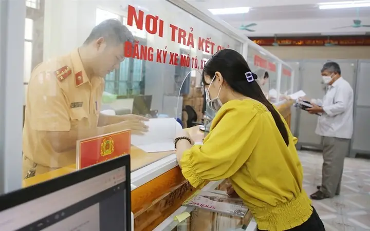 Thủ Tục Sang Tên Xe Ô Tô Qua Nhiều Chủ
