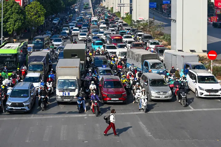 Thuế Trước Bạ Xe Ô Tô Ở Hà Nội